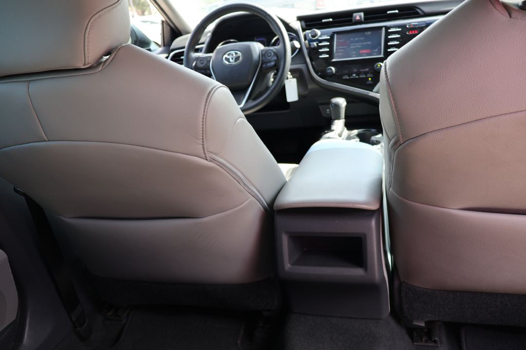 2018 Toyota Camry Image 35