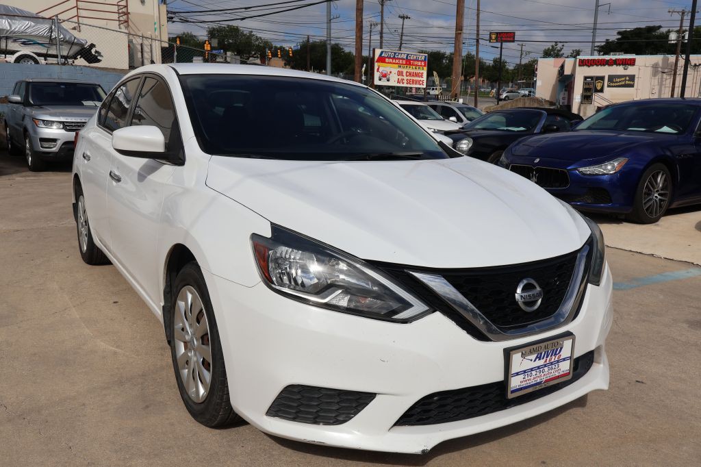 2019 Nissan Sentra Image 1