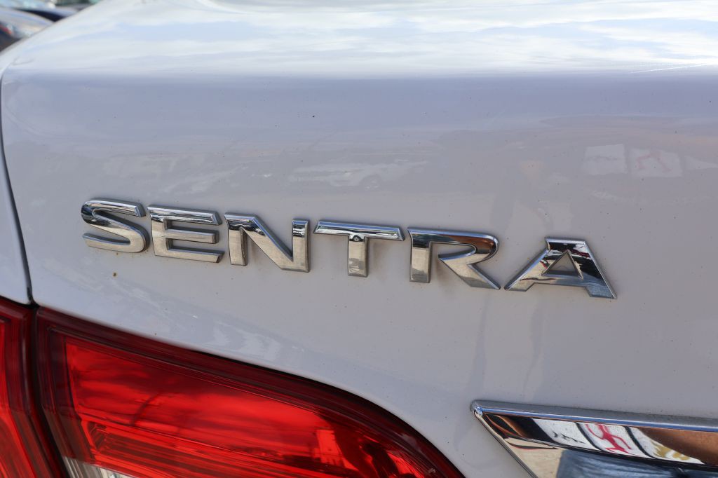 2019 Nissan Sentra Image 10