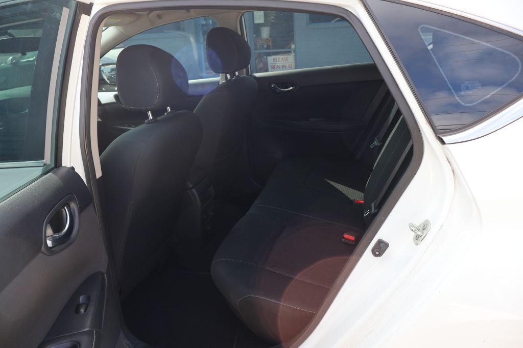 2019 Nissan Sentra Image 19