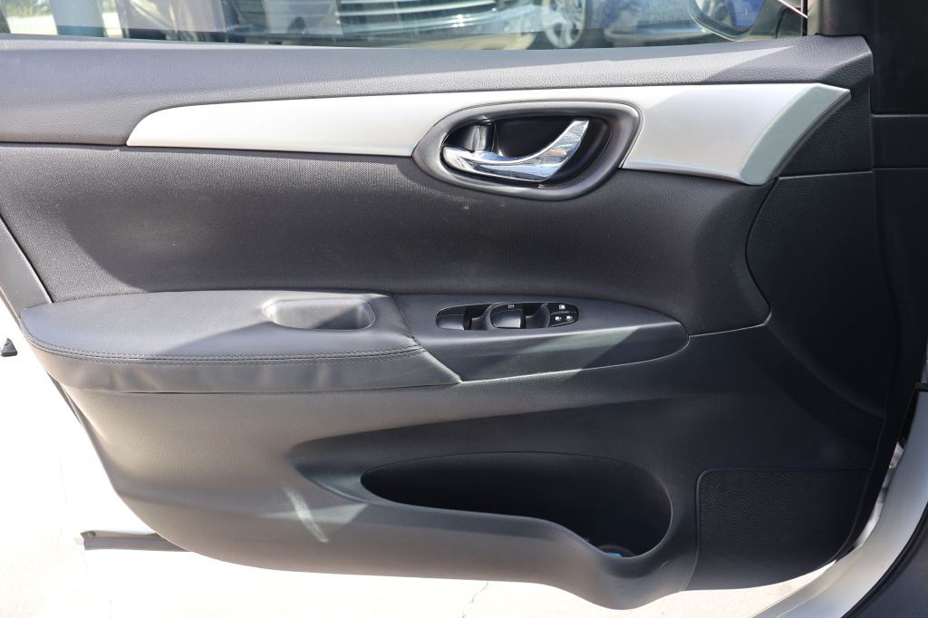 2019 Nissan Sentra Image 26