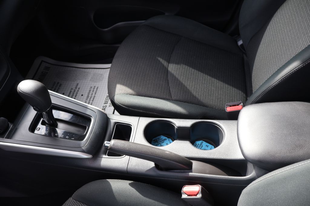 2019 Nissan Sentra Image 31