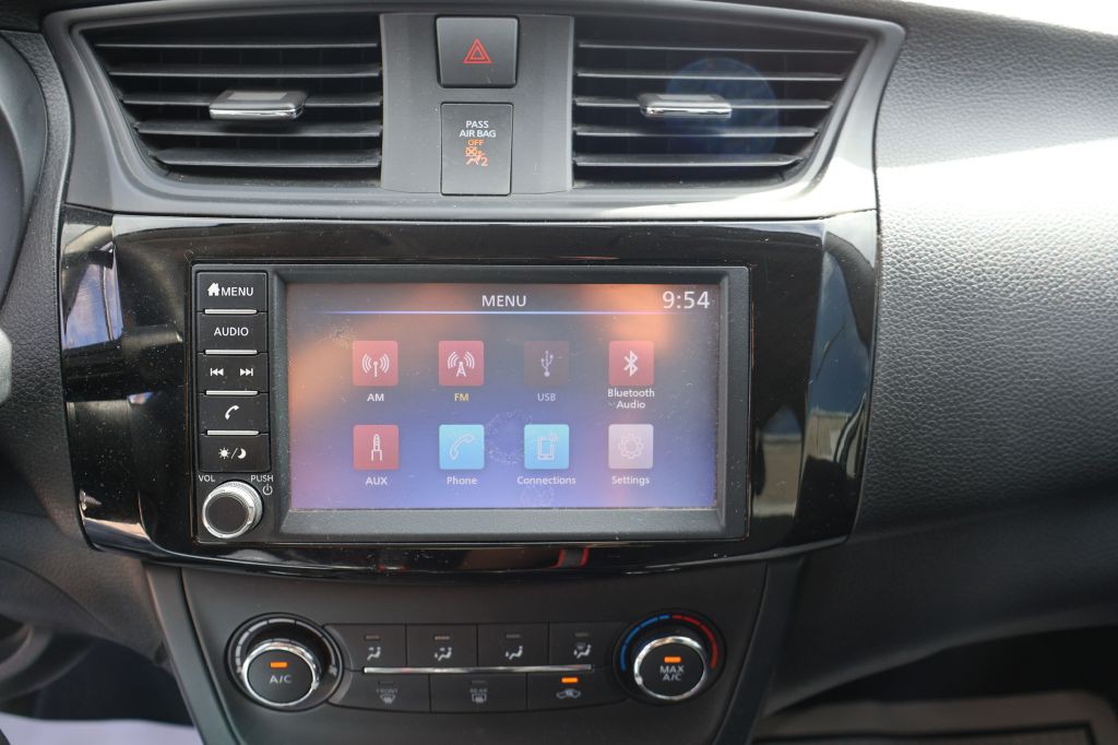 2019 Nissan Sentra Image 35