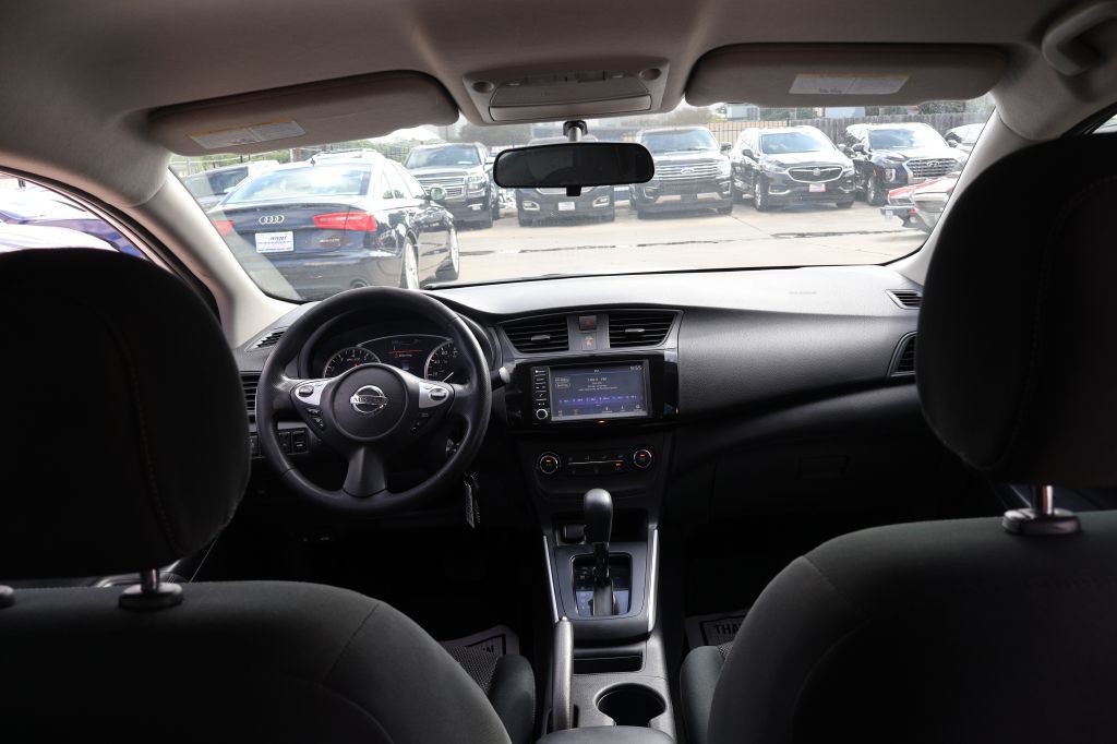 2019 Nissan Sentra Image 37