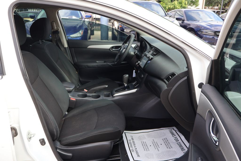 2019 Nissan Sentra Image 41