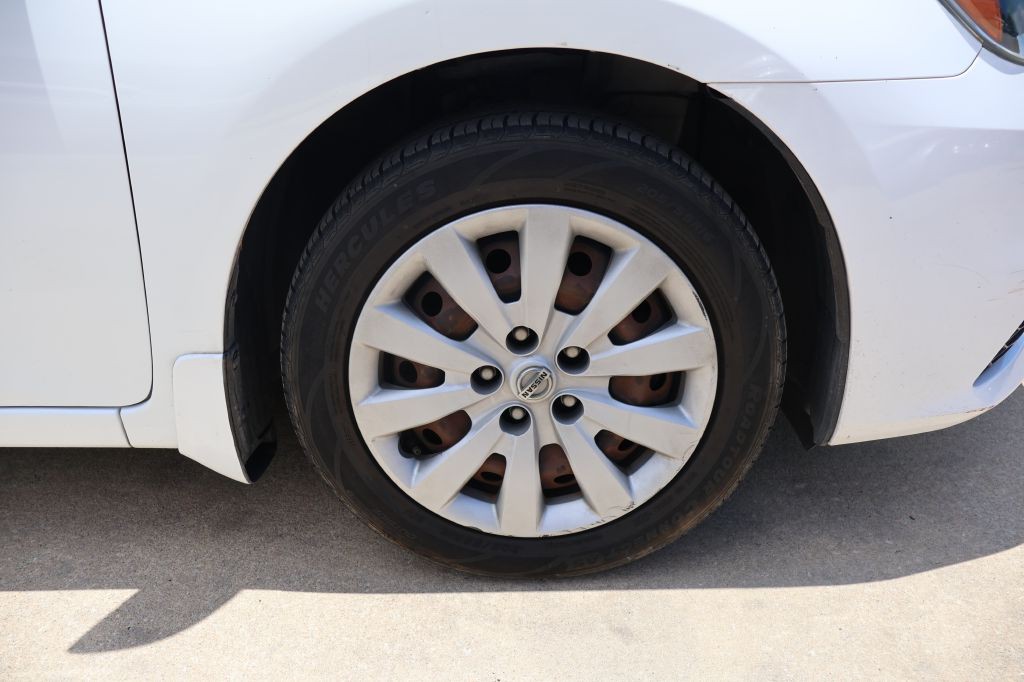 2019 Nissan Sentra Image 9