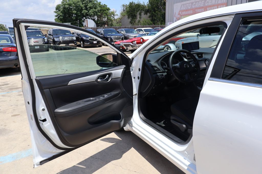 2019 Nissan Sentra Image 13