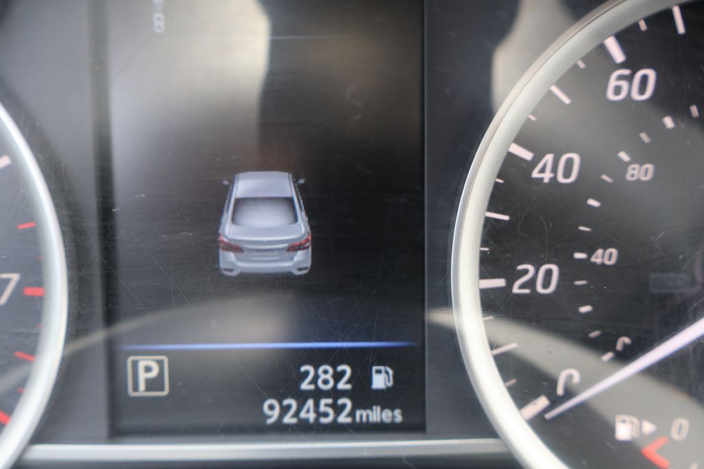 2019 Nissan Sentra Image 18