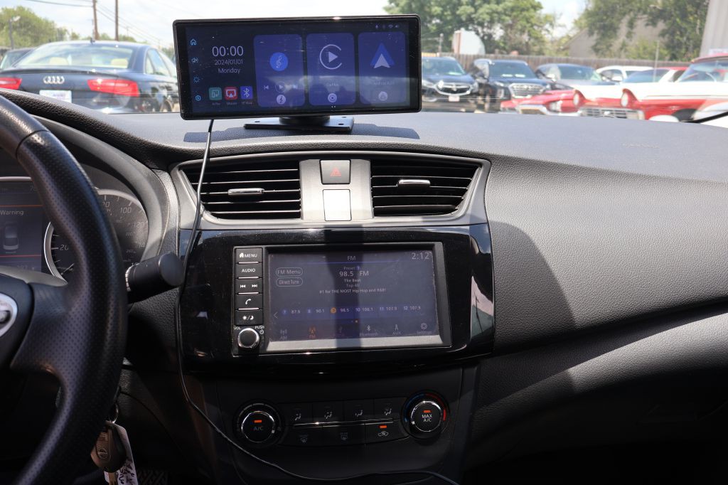 2019 Nissan Sentra Image 24