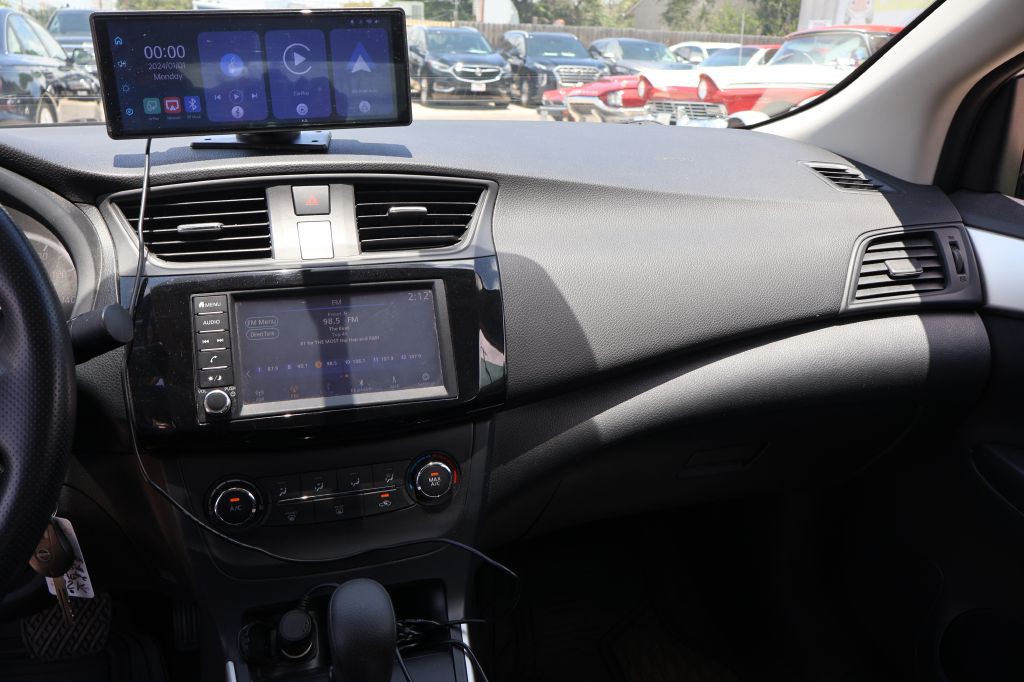 2019 Nissan Sentra Image 26