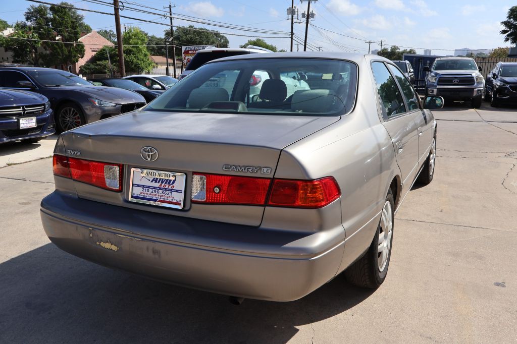 2001 Toyota Camry Image 7