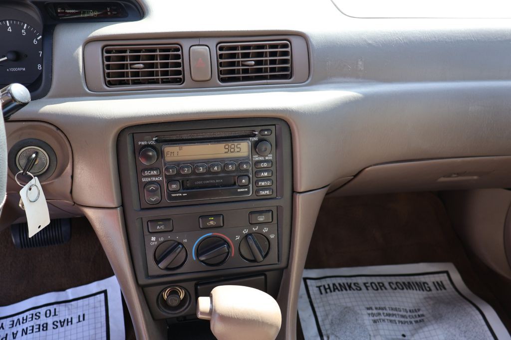 2001 Toyota Camry Image 24