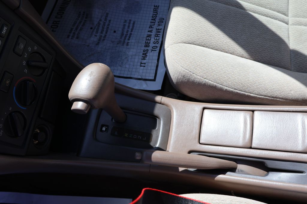2001 Toyota Camry Image 26