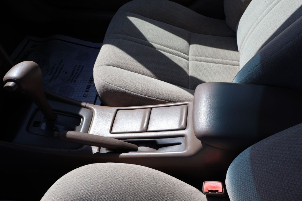 2001 Toyota Camry Image 27