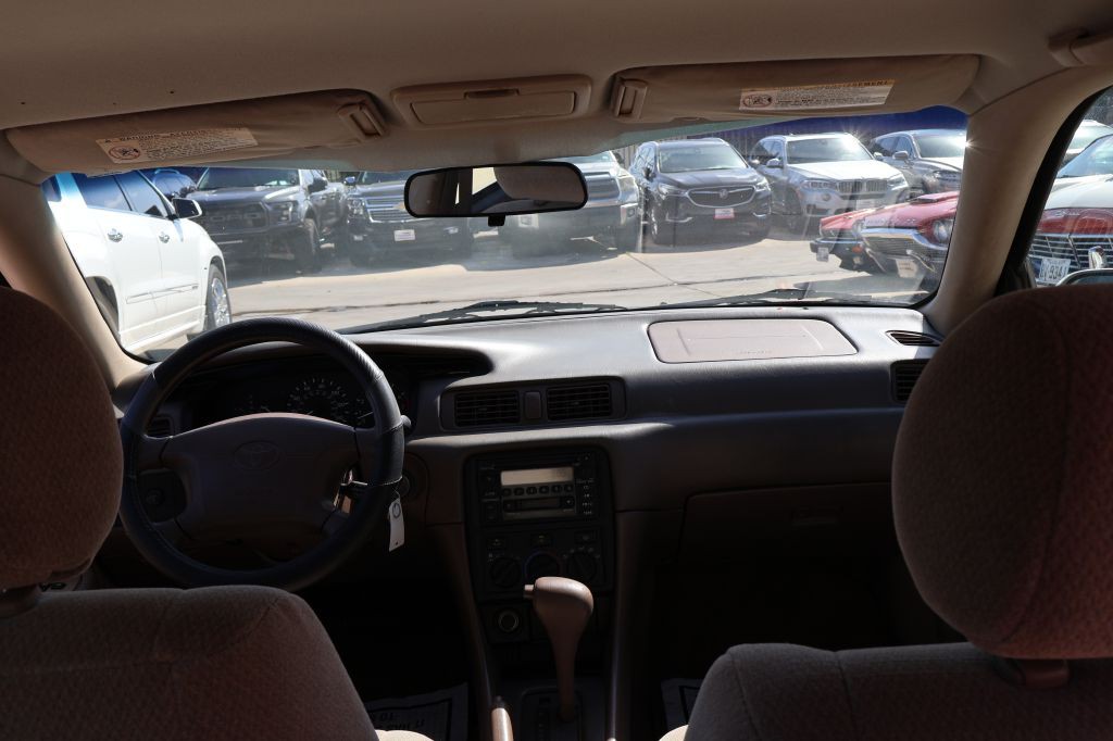 2001 Toyota Camry Image 31