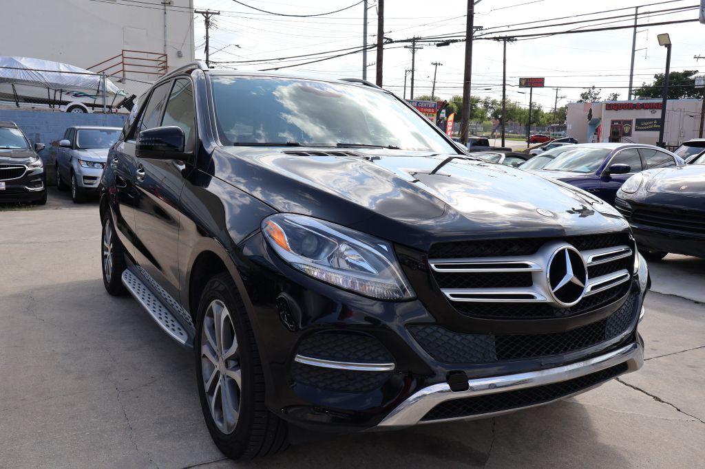 2017 Mercedes-Benz GLE-Class Image 1
