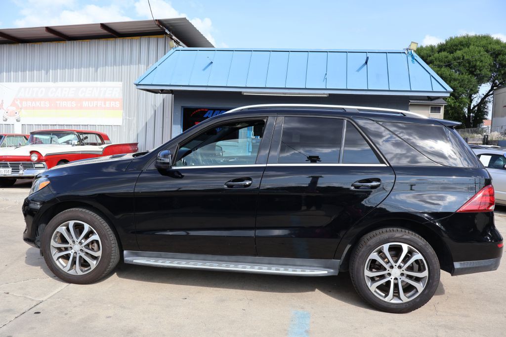 2017 Mercedes-Benz GLE-Class Image 4