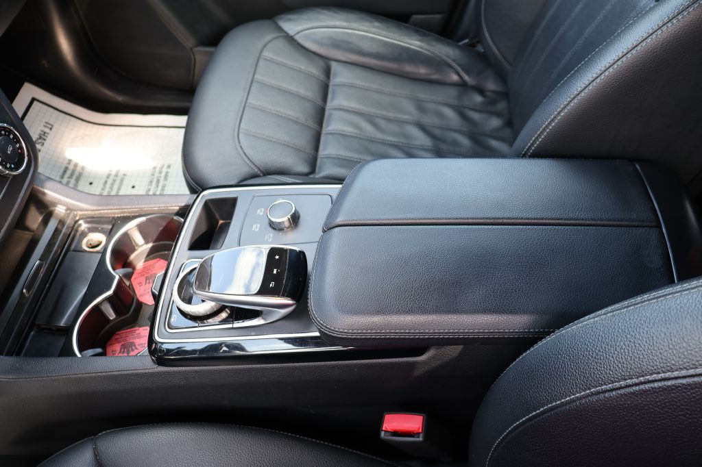 2017 Mercedes-Benz GLE-Class Image 43