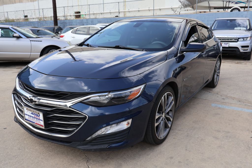 2022 Chevrolet Malibu Image 3
