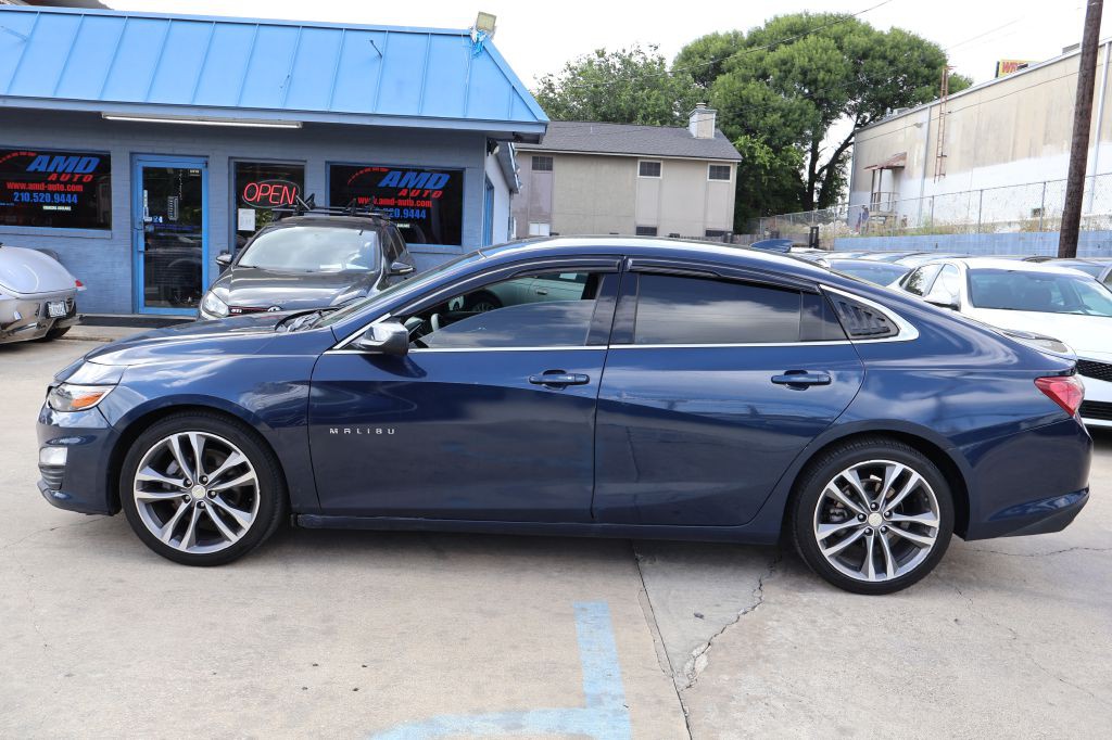 2022 Chevrolet Malibu Image 4