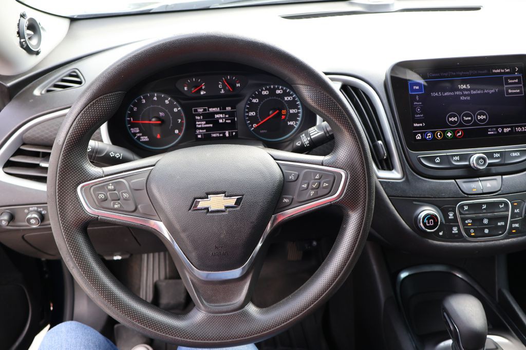 2022 Chevrolet Malibu Image 24