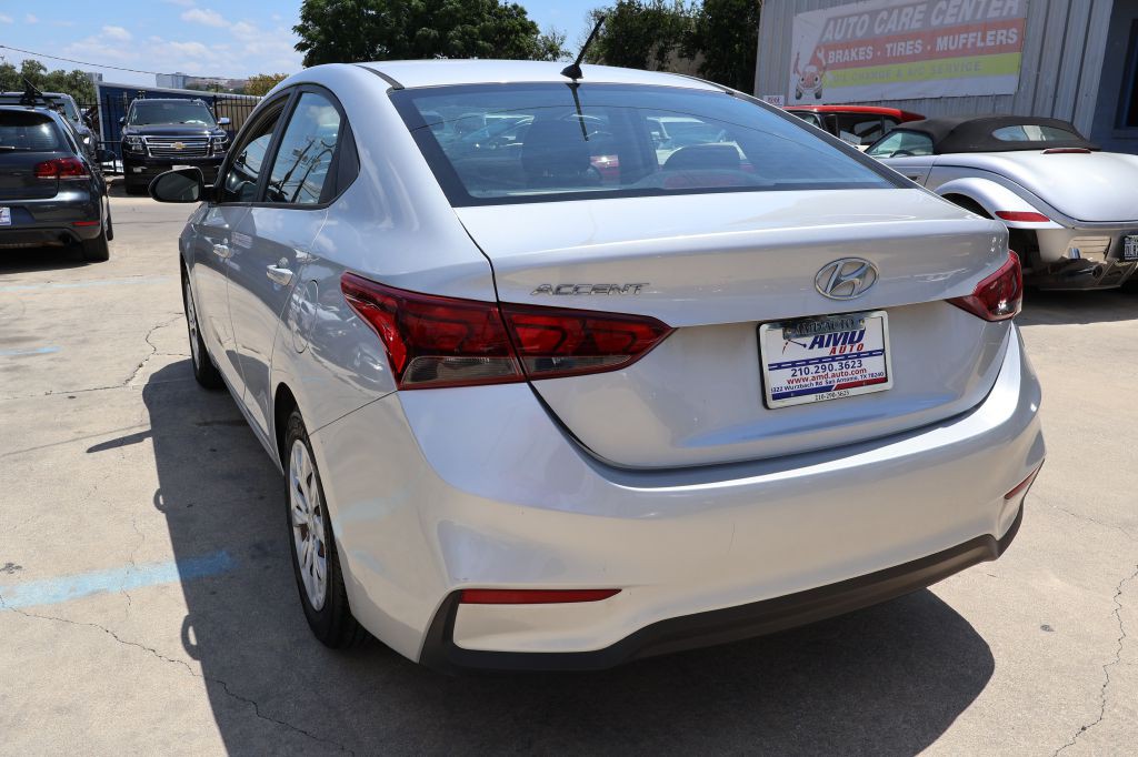 2020 Hyundai Accent Image 5