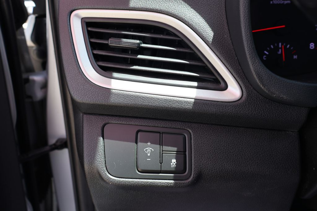 2020 Hyundai Accent Image 22