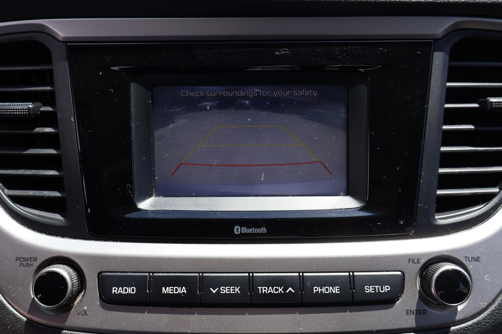 2020 Hyundai Accent Image 28