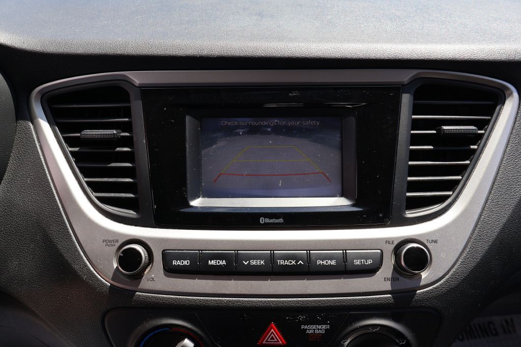 2020 Hyundai Accent Image 29