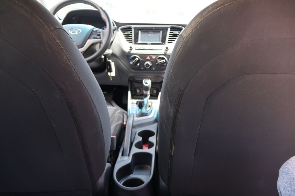 2020 Hyundai Accent Image 36