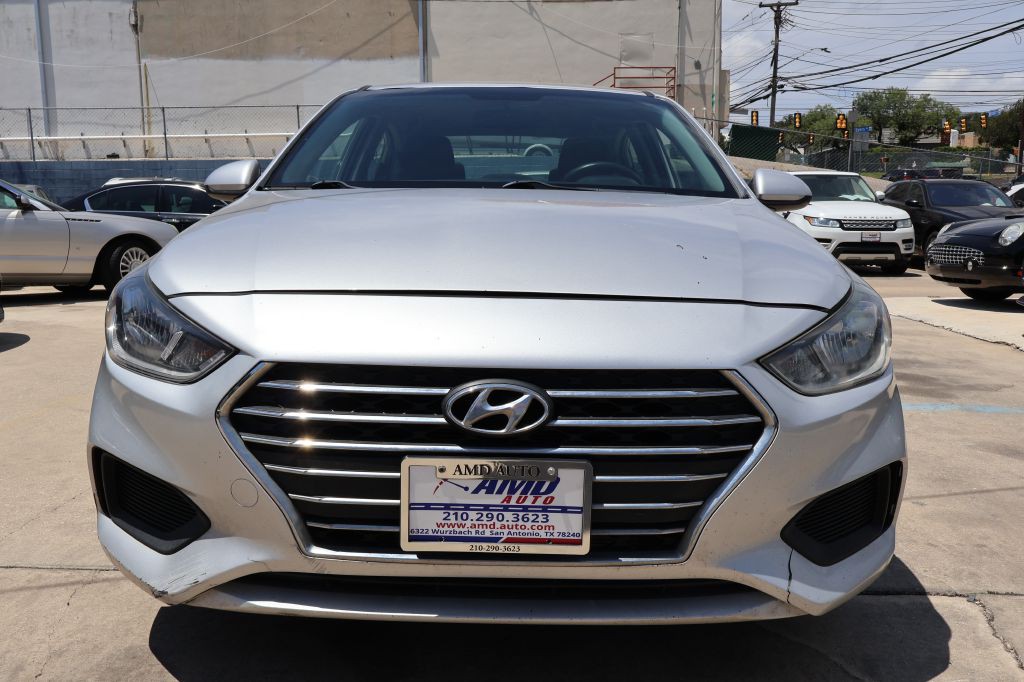 2020 Hyundai Accent Image 42