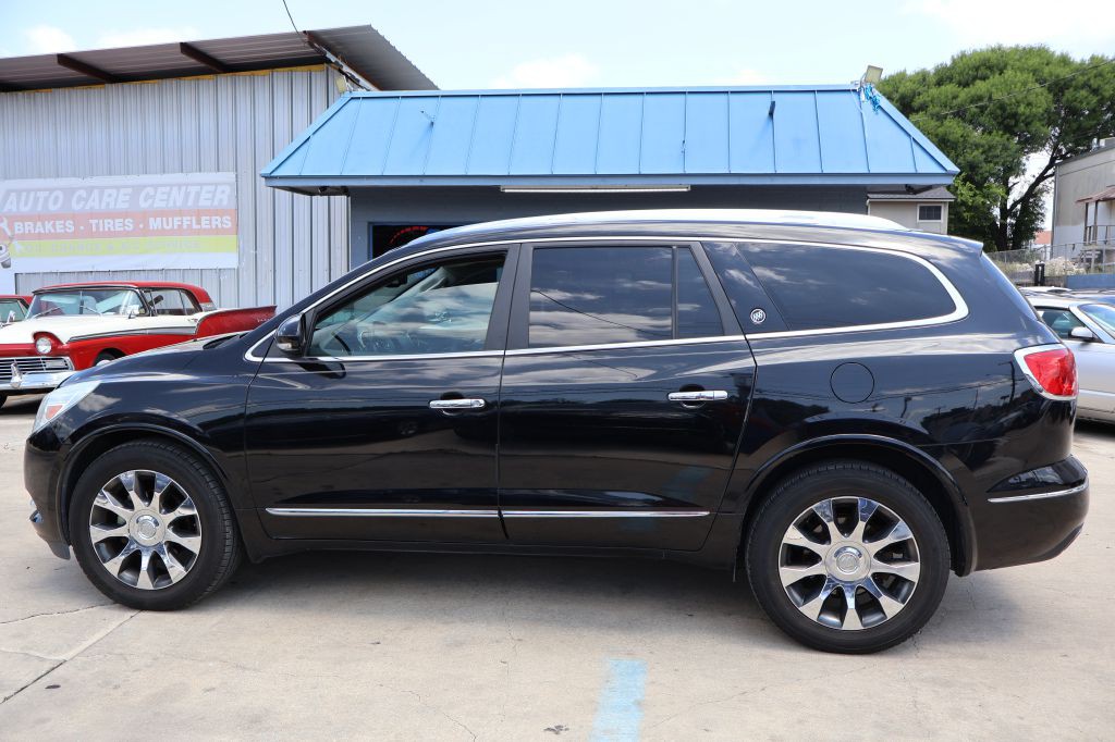 2017 Buick Enclave Image 4