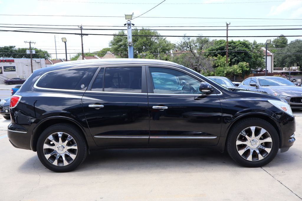 2017 Buick Enclave Image 8