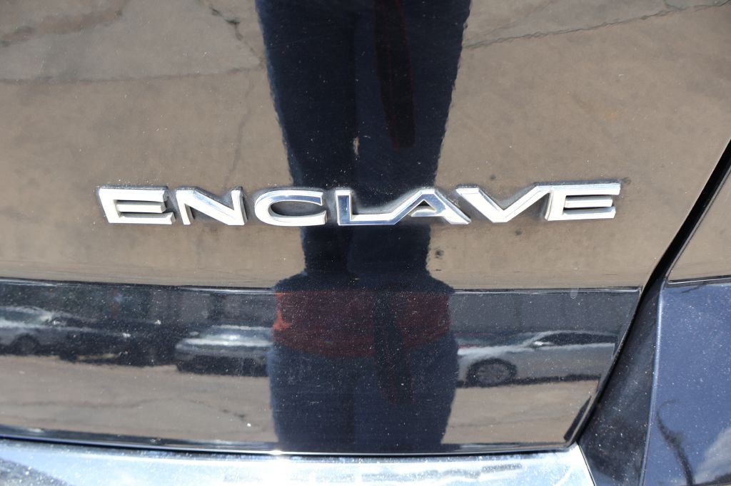 2017 Buick Enclave Image 12
