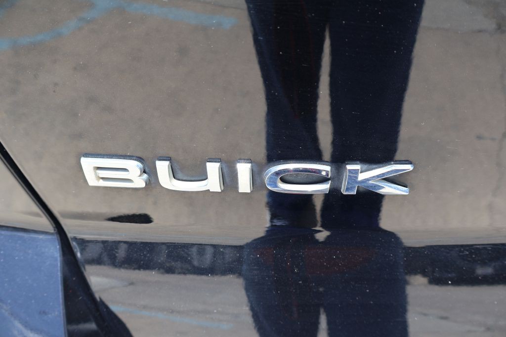 2017 Buick Enclave Image 13