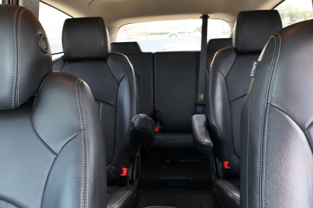 2017 Buick Enclave Image 50