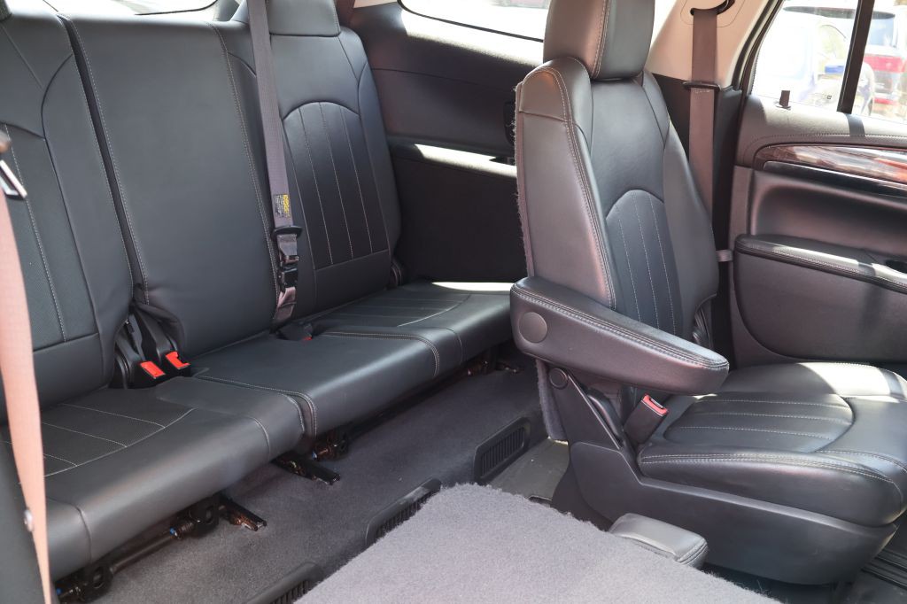 2017 Buick Enclave Image 54