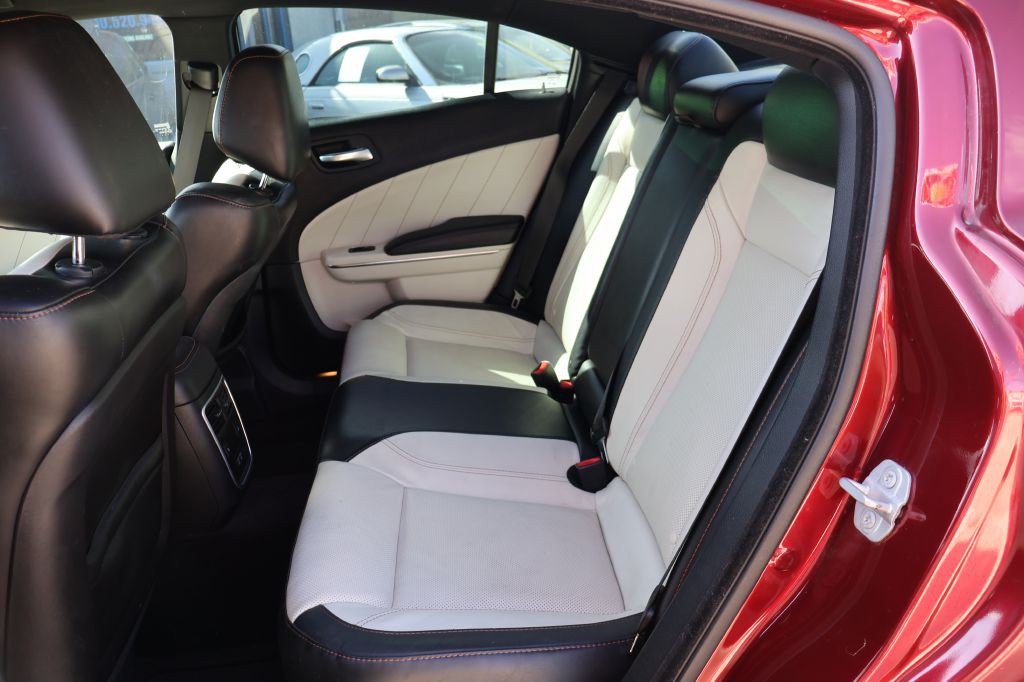 2018 Dodge Charger Image 24