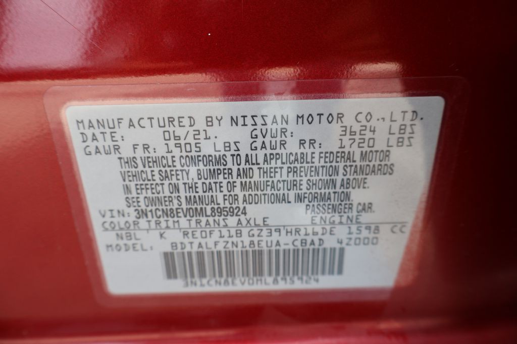 2021 Nissan Versa Image 21