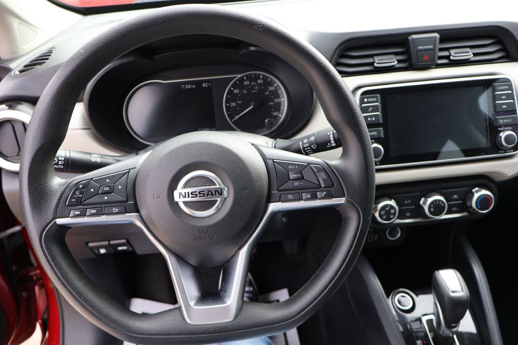2021 Nissan Versa Image 28