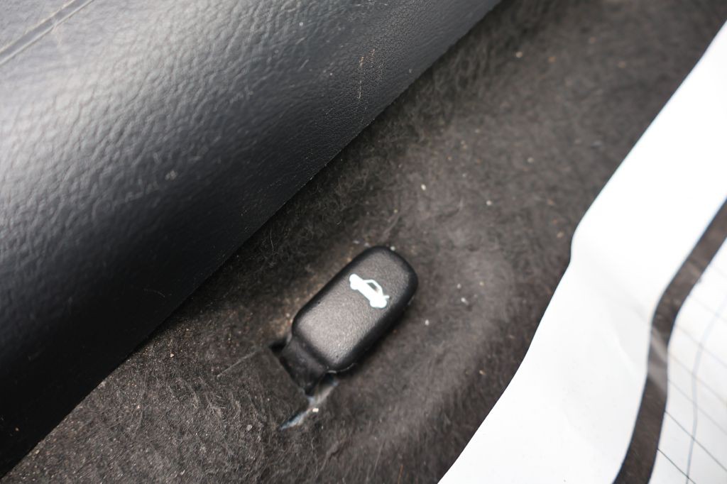 2021 Nissan Versa Image 32