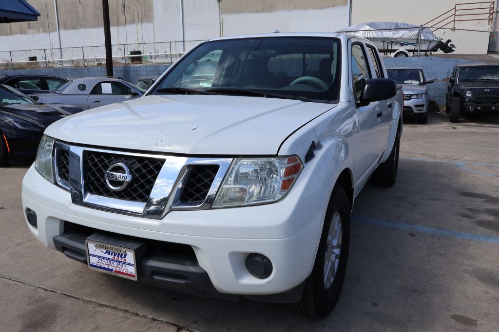 2016 Nissan Frontier Image 3