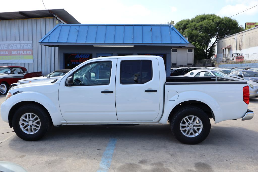 2016 Nissan Frontier Image 4