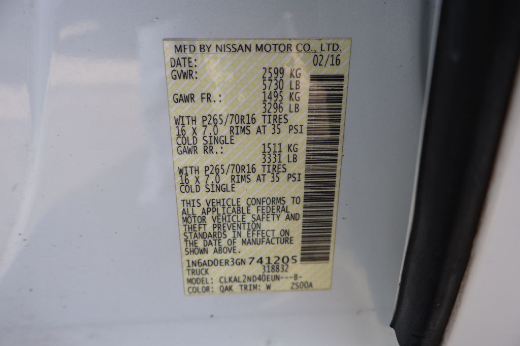 2016 Nissan Frontier Image 15