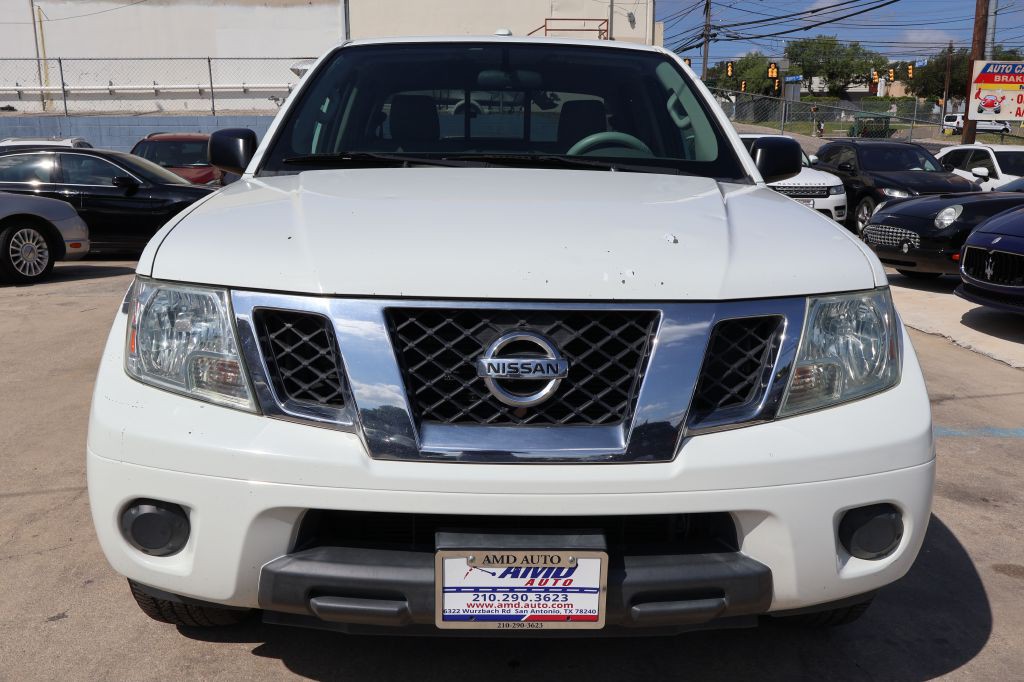 2016 Nissan Frontier Image 41