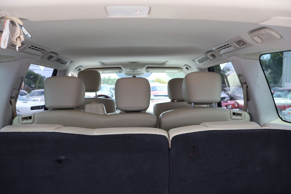 2018 INFINITI QX80 Image 18