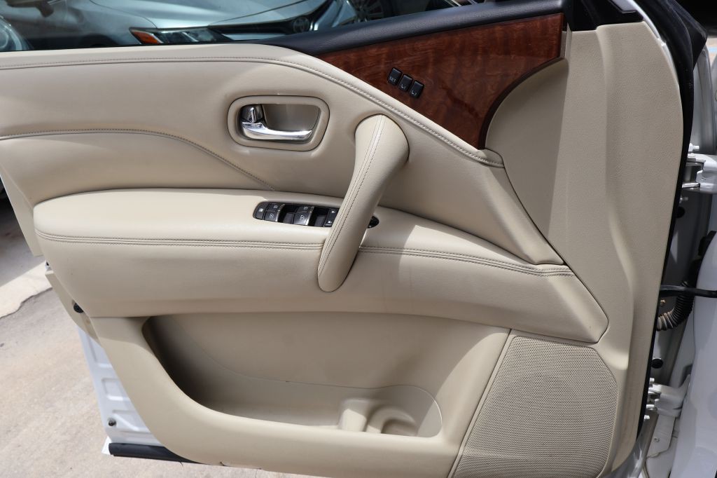 2018 INFINITI QX80 Image 37