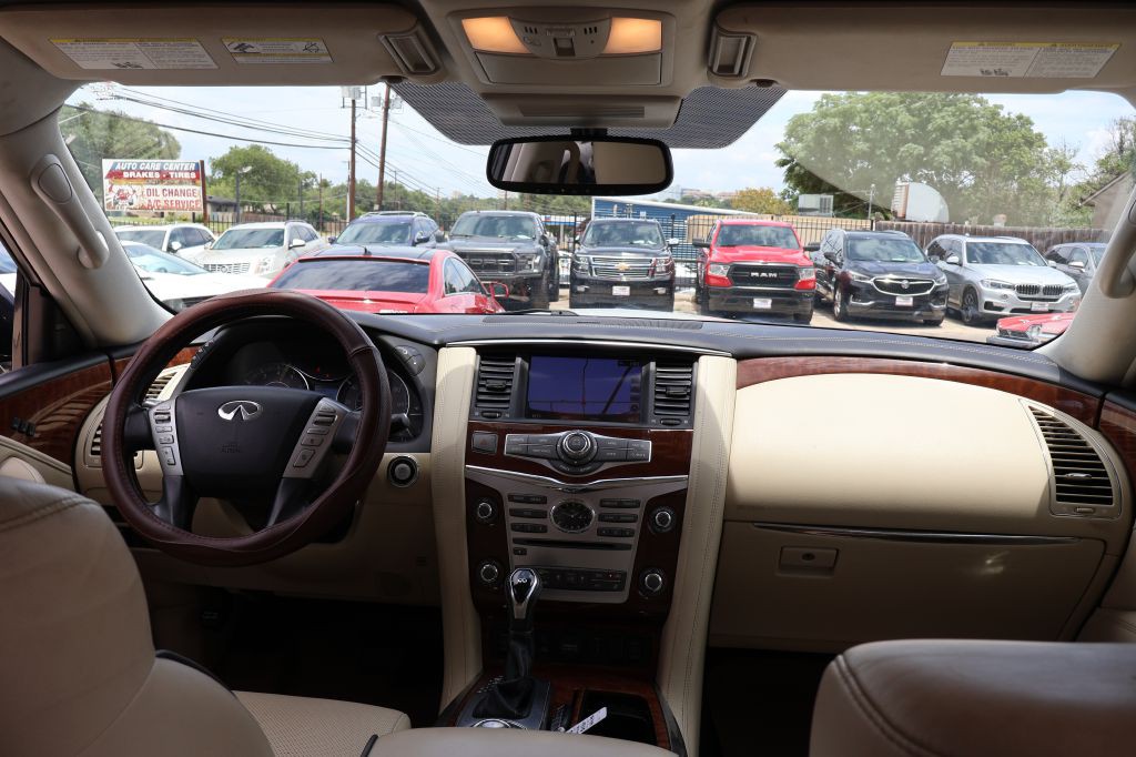 2018 INFINITI QX80 Image 48