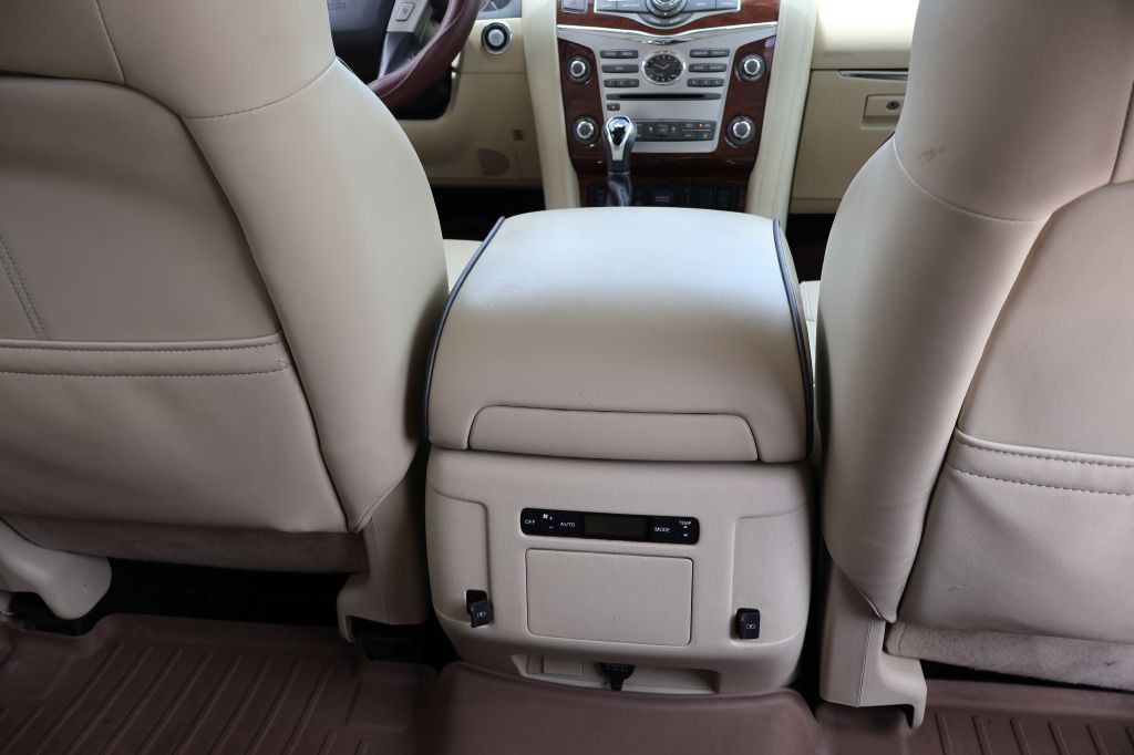 2018 INFINITI QX80 Image 49
