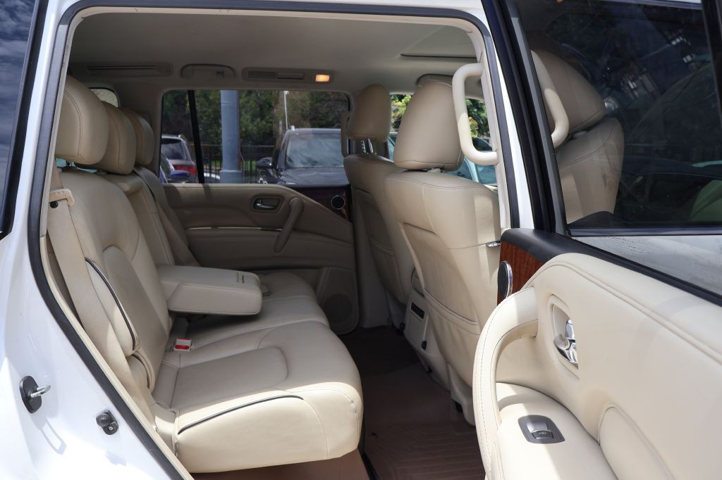 2018 INFINITI QX80 Image 52